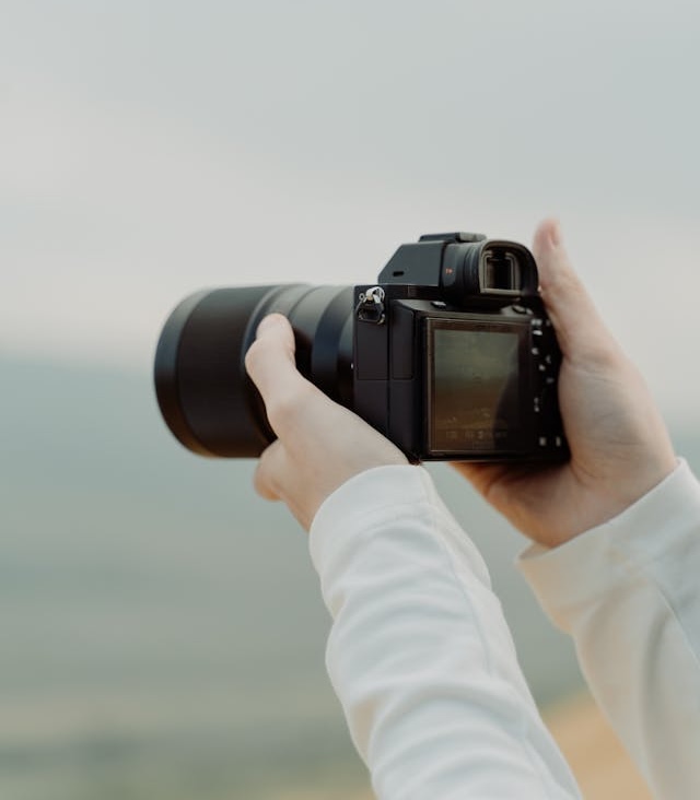 Weddings, private events, beach parties, and curated experiences designed to be memorable and shareable.